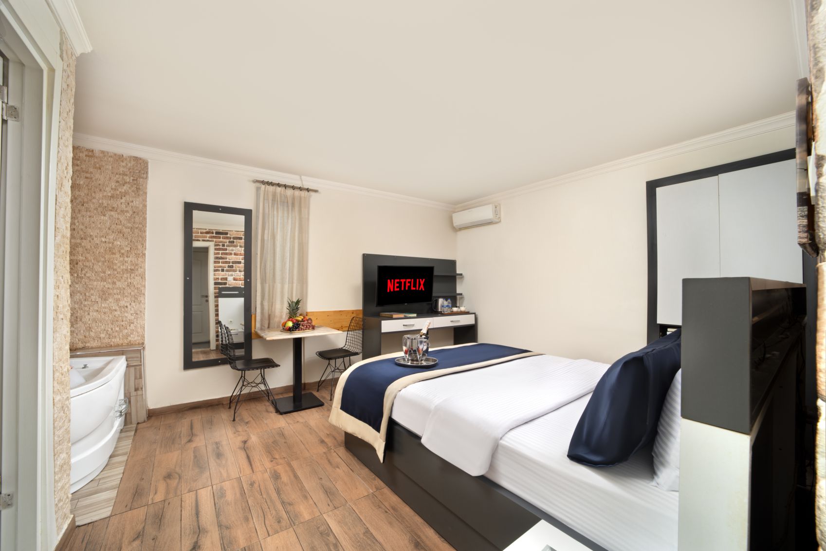 istanbul suites hotel jakuzili oda