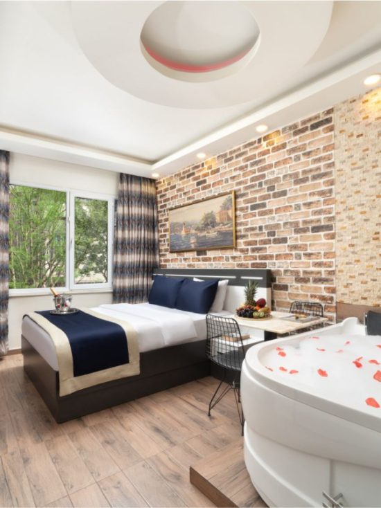 istanbul suites hotel Şömineli jakuzili oda